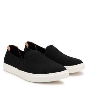 Kelly & Katie Estarr Slip-On Knitted Upper Breathable Almond Toe Black Sneaker